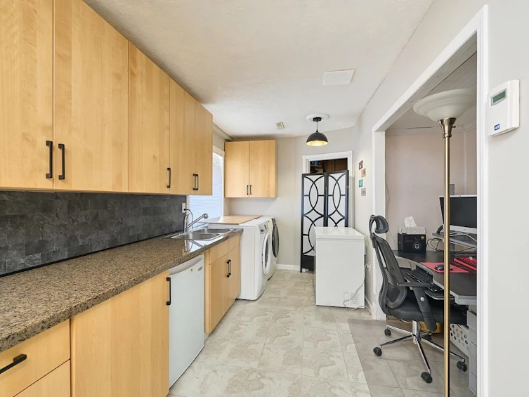 11711 Blakely Road, Pitt Meadows, BC, V3Y 1H2 - 15