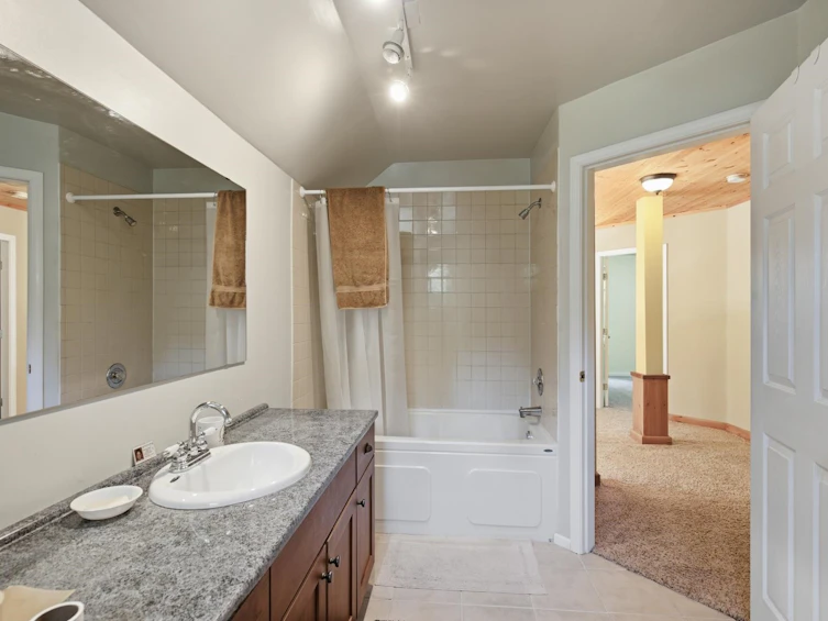 5280 Bear Bay Road, Pender Harbour Egmont, BC, V0N 1S1 - 18