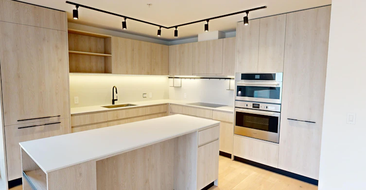 3930 Dumfries Street, Vancouver, BC, V5N 2N7 - 5