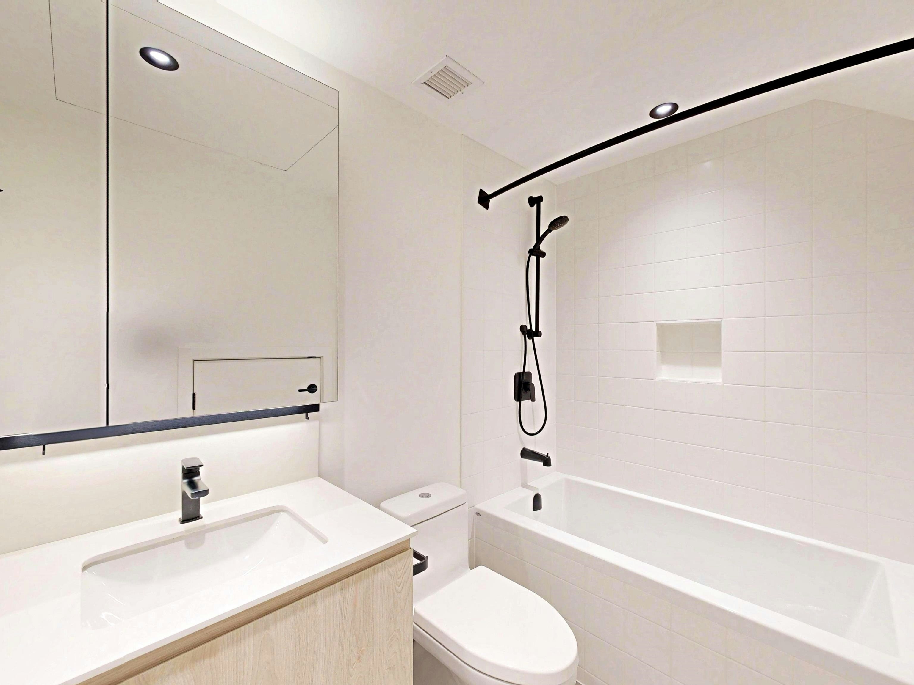 3930 Dumfries Street, Vancouver, BC, V5N 2N7 - 22