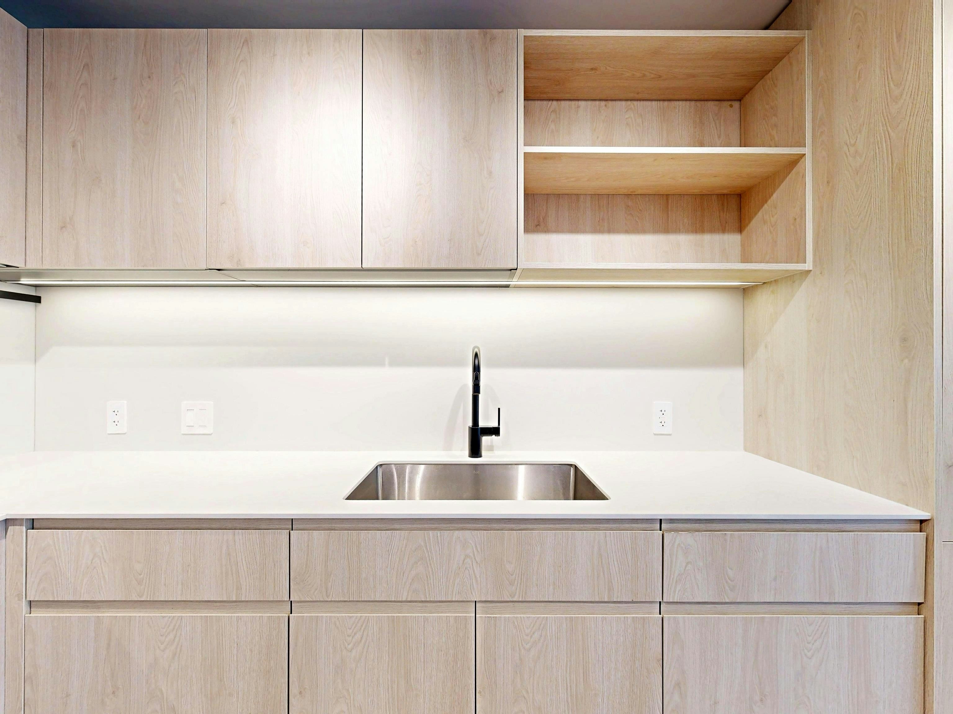 3930 Dumfries Street, Vancouver, BC, V5N 2N7 - 9