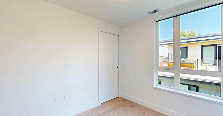 3930 Dumfries Street, Vancouver, BC, V5N 2N7 - 21