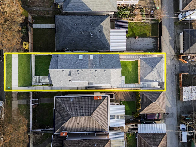 3156-1 E 8th Avenue, Vancouver, BC, V5M 1X6 - 27