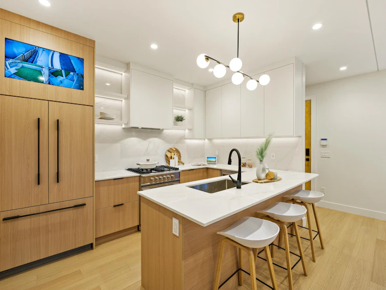 3156-1 E 8th Avenue, Vancouver, BC, V5M 1X6 - 9