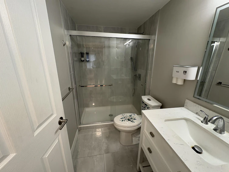 310-7435 121a Street, Surrey, BC, V3W 0W8 - 11
