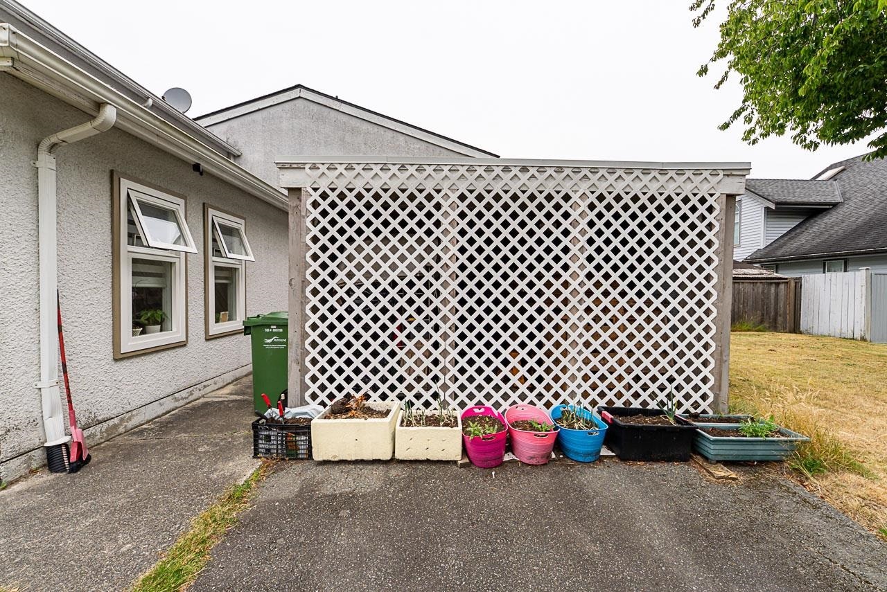 7920 Frobisher Drive, Richmond, BC, V7C 4N5 - 33