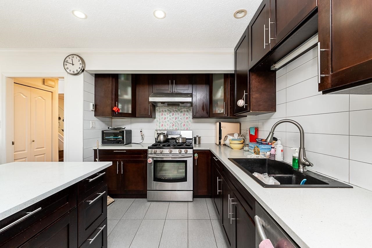 7920 Frobisher Drive, Richmond, BC, V7C 4N5 - 16