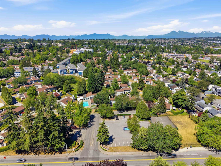 6022 E Greenside Drive, Surrey, BC, V3S 5M8 - 39