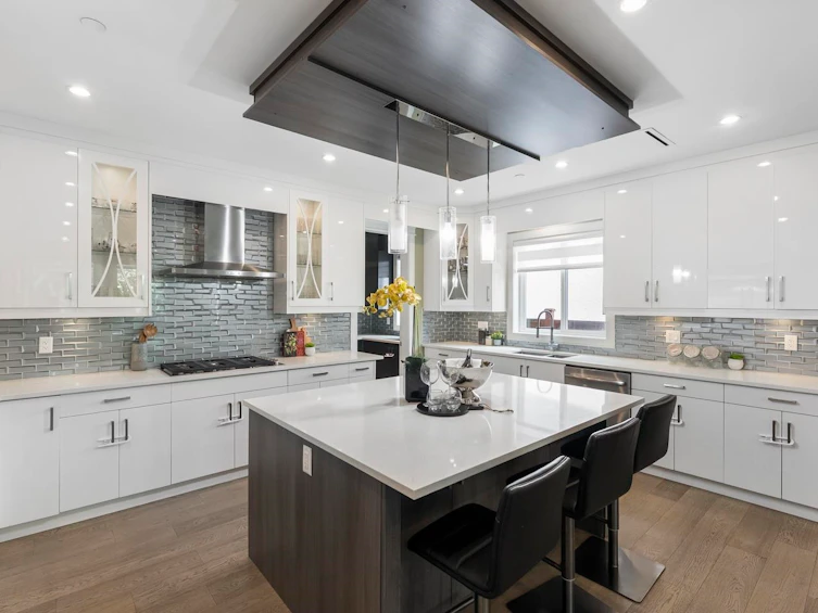 1580 Chestnut Street, Surrey, BC, V4B 3H2 - 11
