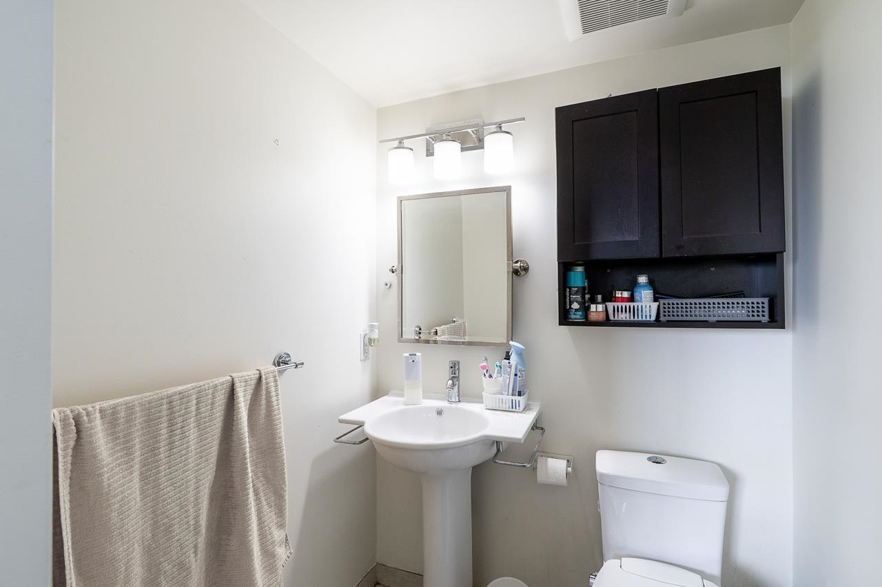 1408-9521 Cardston Court, Burnaby, BC, V3N 4R8 - 17