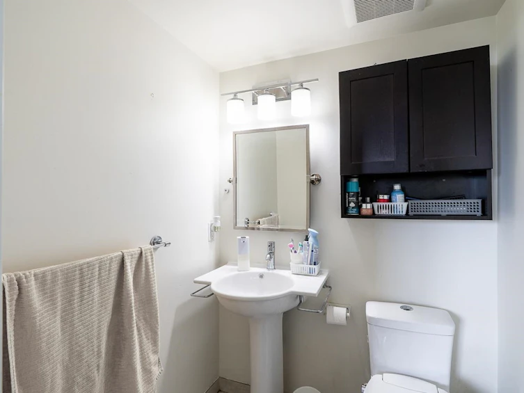 1408-9521 Cardston Court, Burnaby, BC, V3N 4R8 - 17