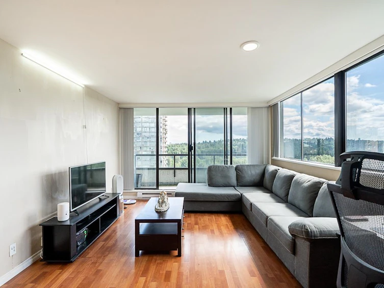 1408-9521 Cardston Court, Burnaby, BC, V3N 4R8 - 7