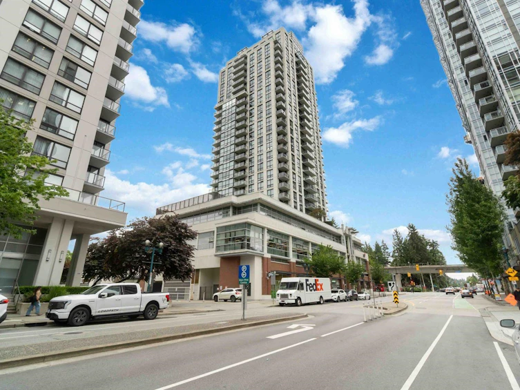 1608-3007 Glen Drive, Coquitlam, BC, V3B 0L8 - 5