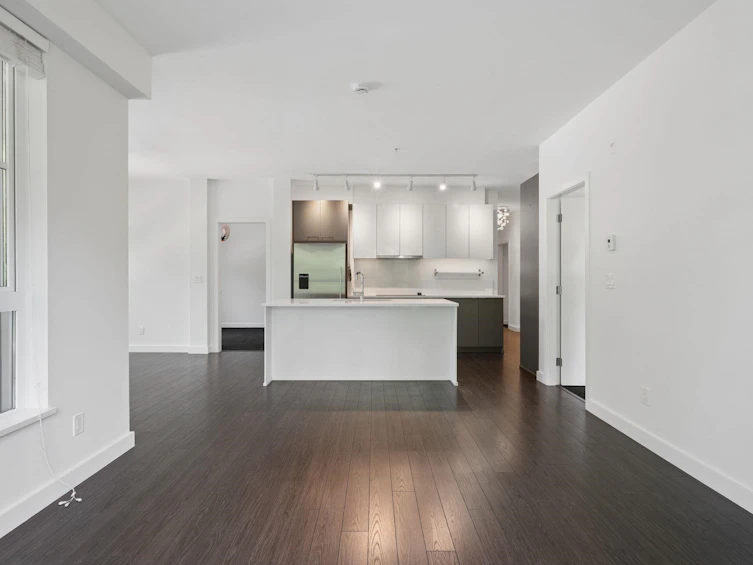 204-1621 Hamilton Avenue, North Vancouver, BC, V7P 0B6 - 11