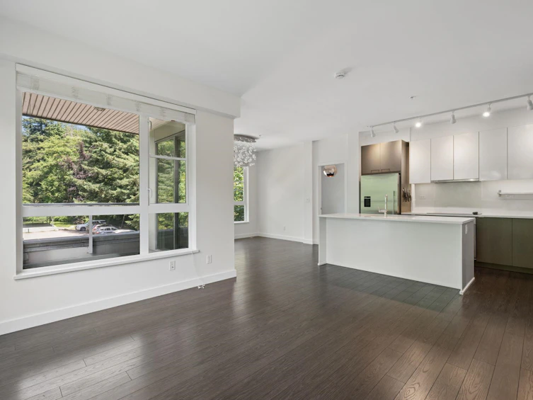 204-1621 Hamilton Avenue, North Vancouver, BC, V7P 0B6 - 9