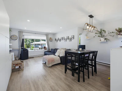 1107-1750 Mckenzie Road - 3