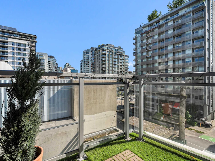 503-1775 Quebec Street, Vancouver, BC, V5T 0E3 - 8