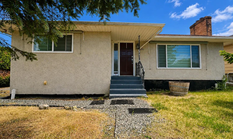 1309 Edinburgh Street