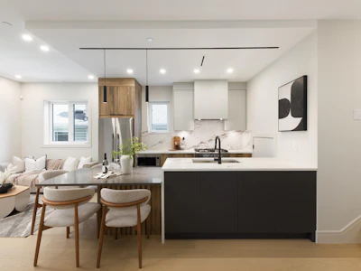 2066 E 1st Avenue - 3