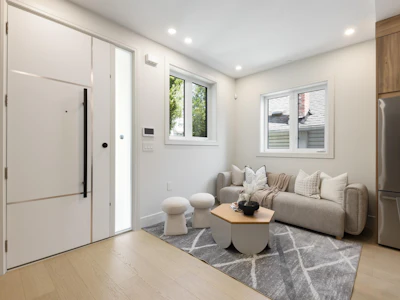 2066 E 1st Avenue - 4