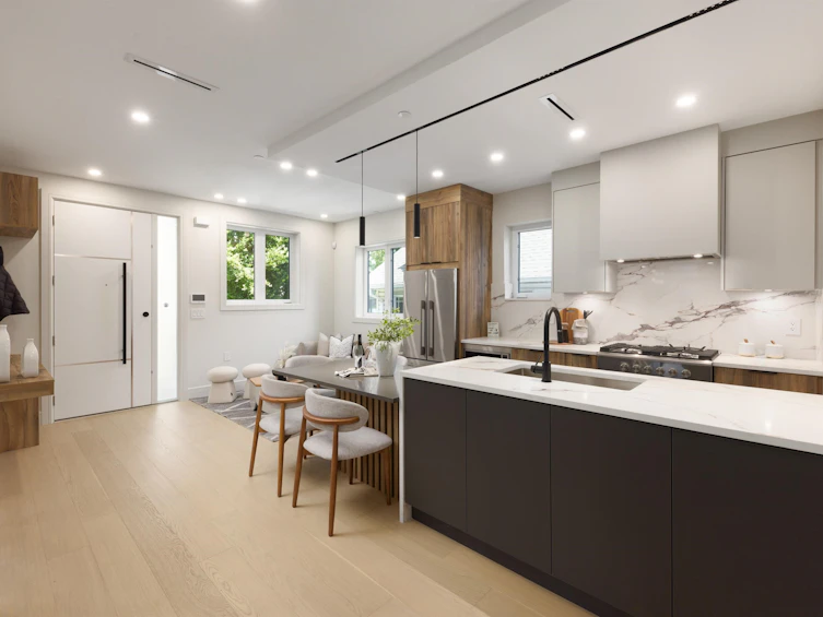 2066 E 1st Avenue, Vancouver, BC, V5N 1B5 - 7