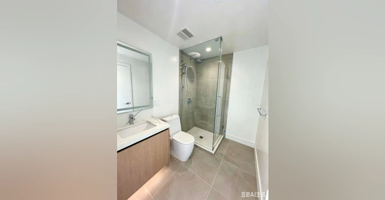 705-1475 Foster Street, Surrey, BC, V4B 0C9 - 10