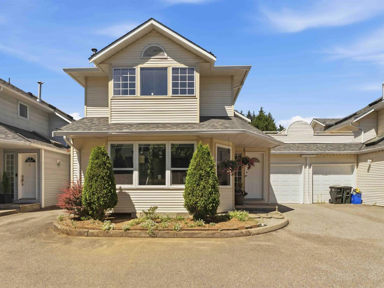 6-19236 119 Avenue, Pitt Meadows, BC, V3Y 2E8