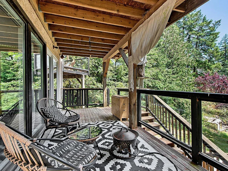 1211 Miller Road, Bowen Island, BC, V0N 1G1 - 21