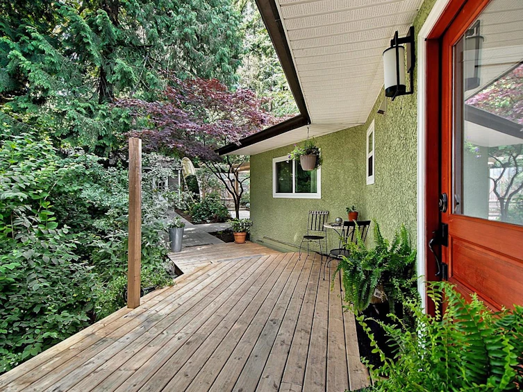 1211 Miller Road, Bowen Island, BC, V0N 1G1 - 3