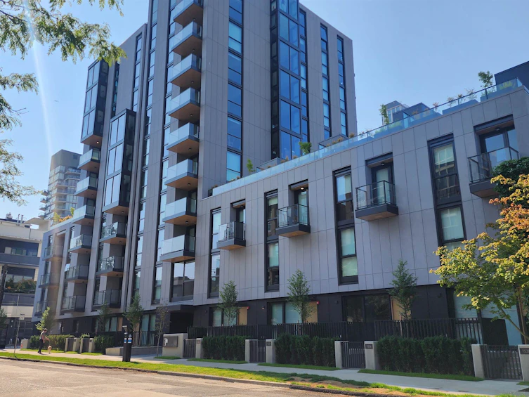 801-1530 W 6th Avenue, Vancouver, BC, V6J 0J9
