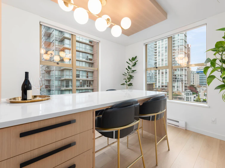 1203-969 Richards Street, Vancouver, BC, V6B 1A8 - 9