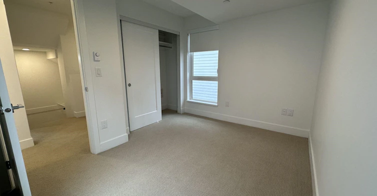 1306 Laval Square, Coquitlam, BC, V3K 2E1 - 10