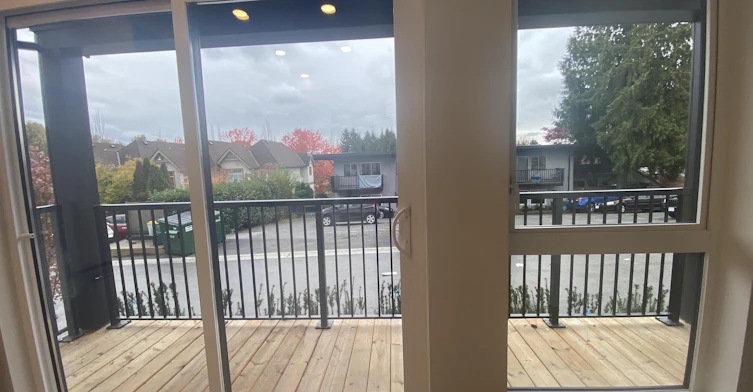 1306 Laval Square, Coquitlam, BC, V3K 2E1 - 6