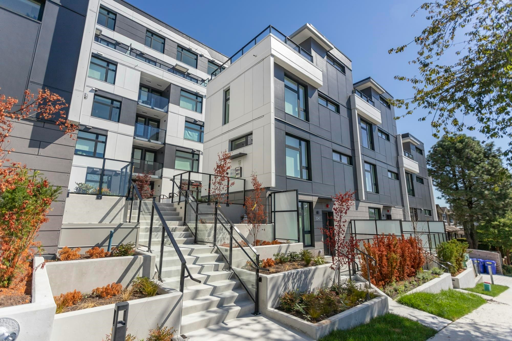 3249 Clive Avenue, Vancouver, BC, V5R 4V3 - 25