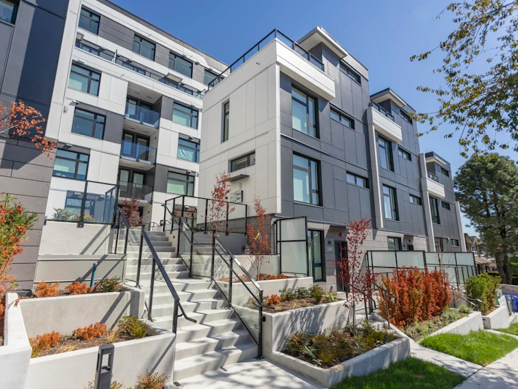 3249 Clive Avenue, Vancouver, BC, V5R 4V3 - 25