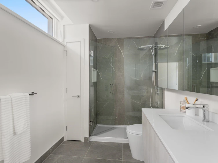 3249 Clive Avenue, Vancouver, BC, V5R 4V3 - 20