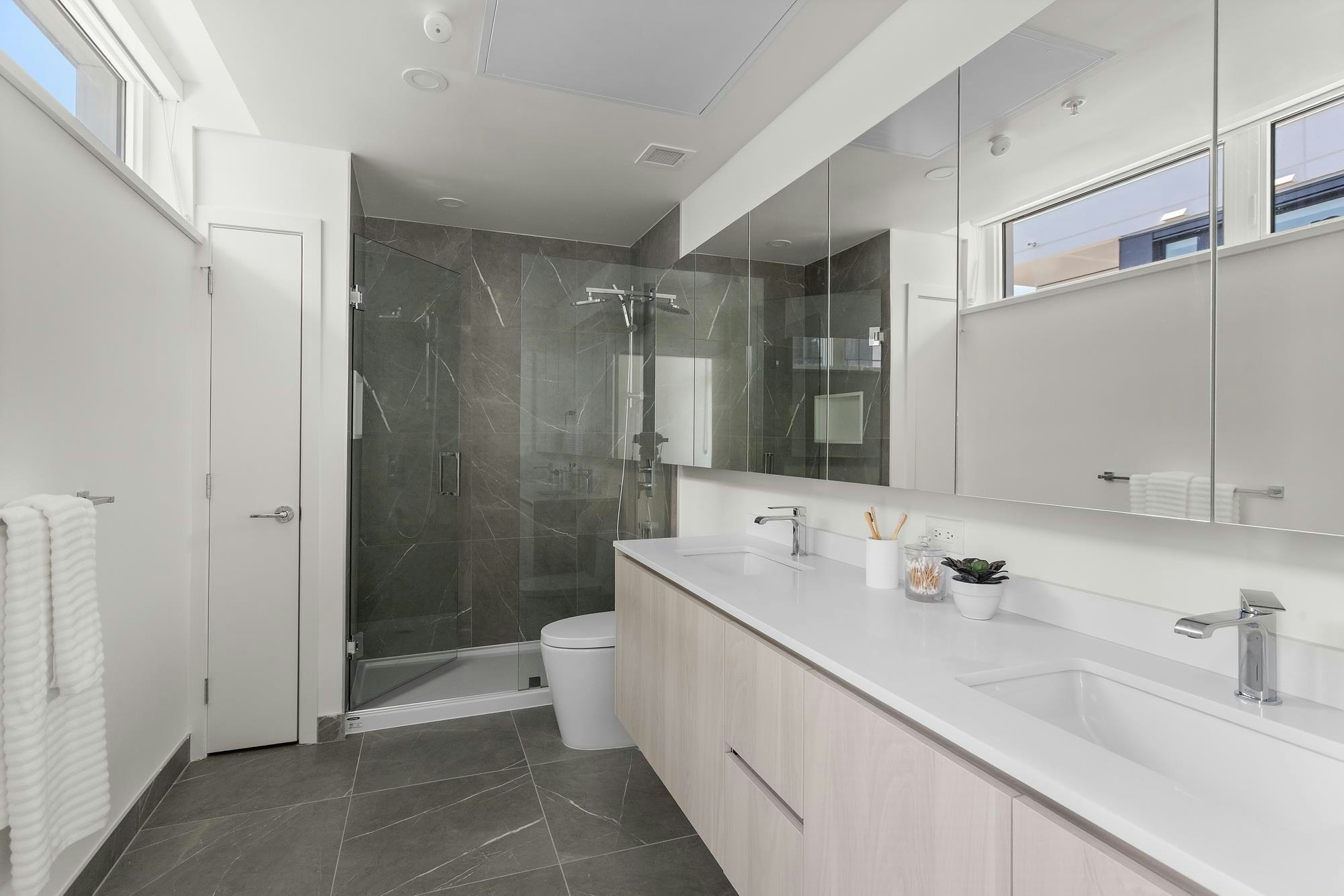 3249 Clive Avenue, Vancouver, BC, V5R 4V3 - 17