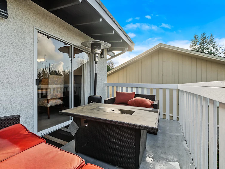34889 High Drive, Abbotsford, BC, V2S 2X7 - 33