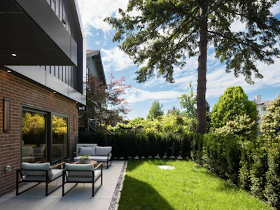 1-258 E 19 Avenue - 4