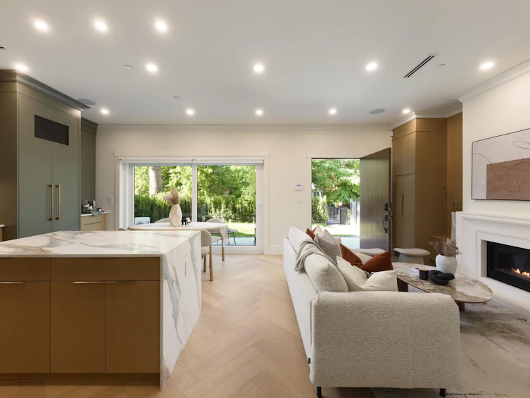 1-258 E 19 Avenue, Vancouver, BC, V5V 1J2 - 8