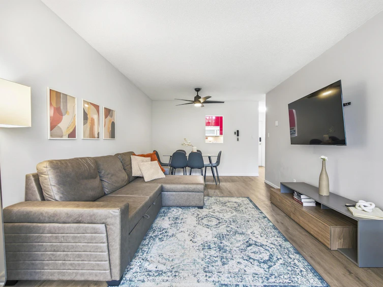 305-1050 Howie Avenue, Coquitlam, BC, V3J 1T6 - 2