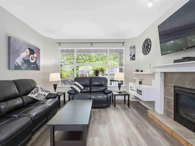 10288 243 Street - 2
