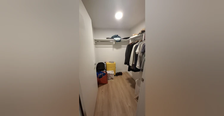 9888 University Crescent, Burnaby, BC, V5A 0G4 - 5