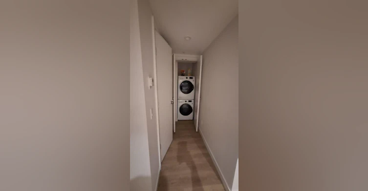 9888 University Crescent, Burnaby, BC, V5A 0G4 - 11