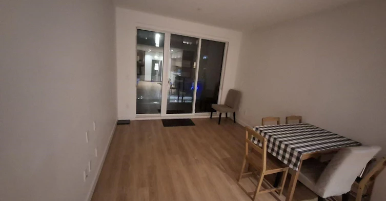 9888 University Crescent, Burnaby, BC, V5A 0G4 - 4
