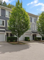 99 15340 Guildford Drive