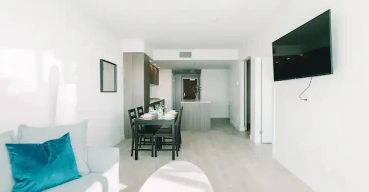 30xx-6463 Silver Avenue, Burnaby, BC, V5H 0K4 - 3