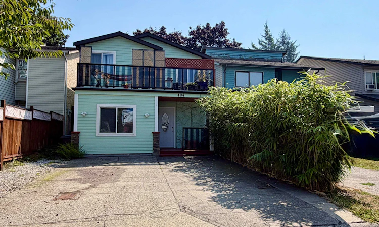 404 Bruneau Place