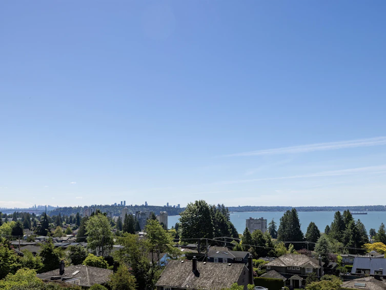 2496 Ottawa Avenue, West Vancouver, BC, V7V 2T1 - 30