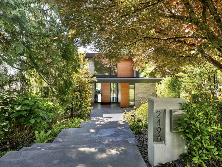 2496 Ottawa Avenue, West Vancouver, BC, V7V 2T1 - 3